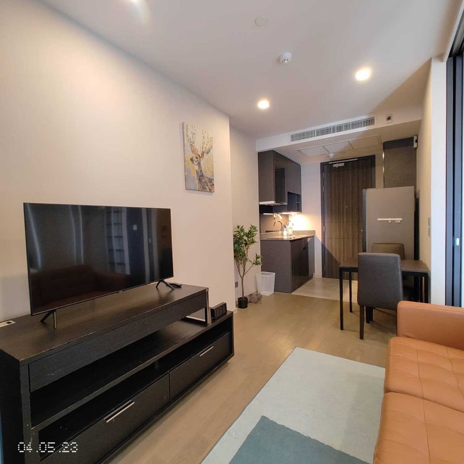 1 Bed Condo for Sale in Watthana - Image 2