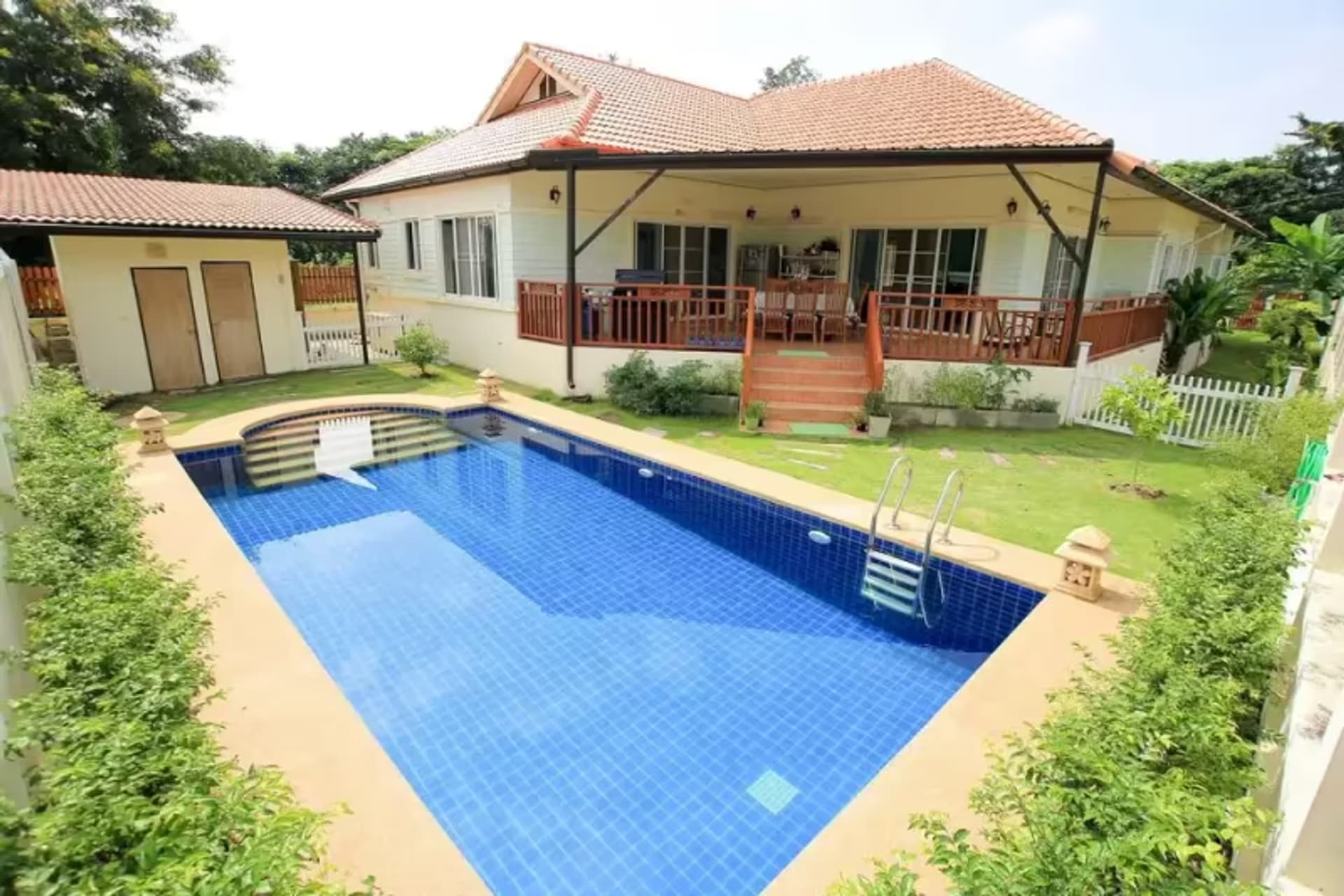 4 Bedroom House - Image 1