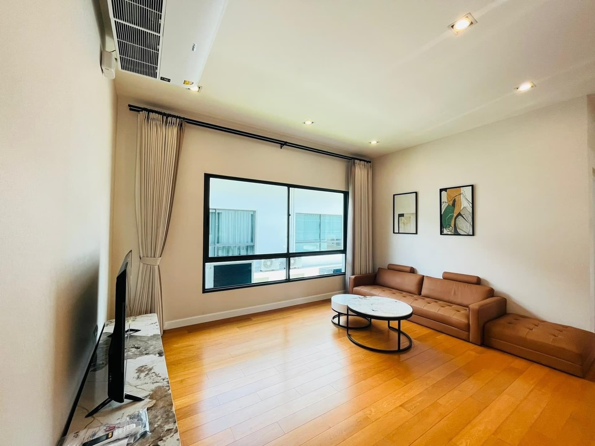 4 Bed House for Rent and Sale in Prawet - Image 4