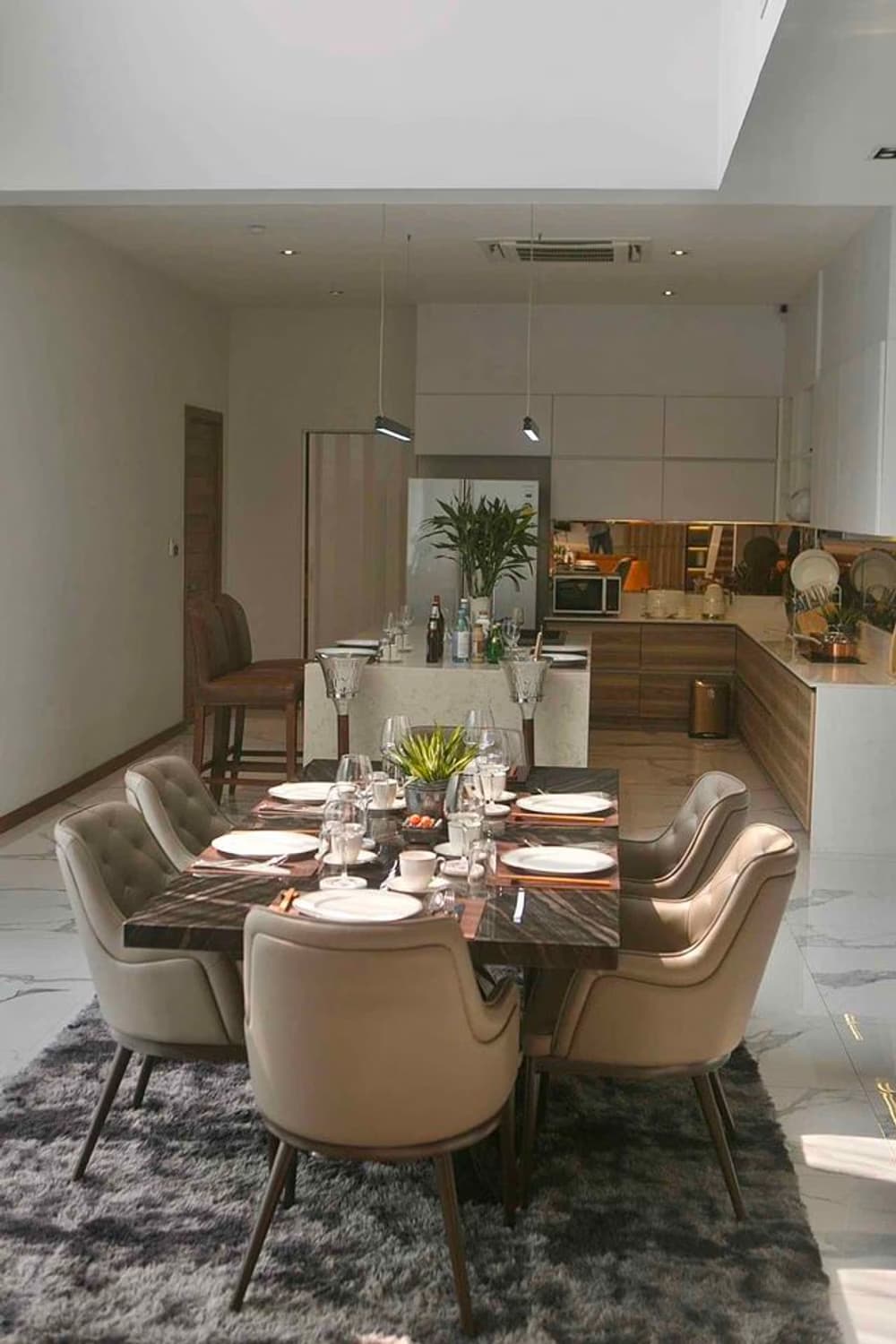 5 Bed House for Rent in Hang Dong - Image 5