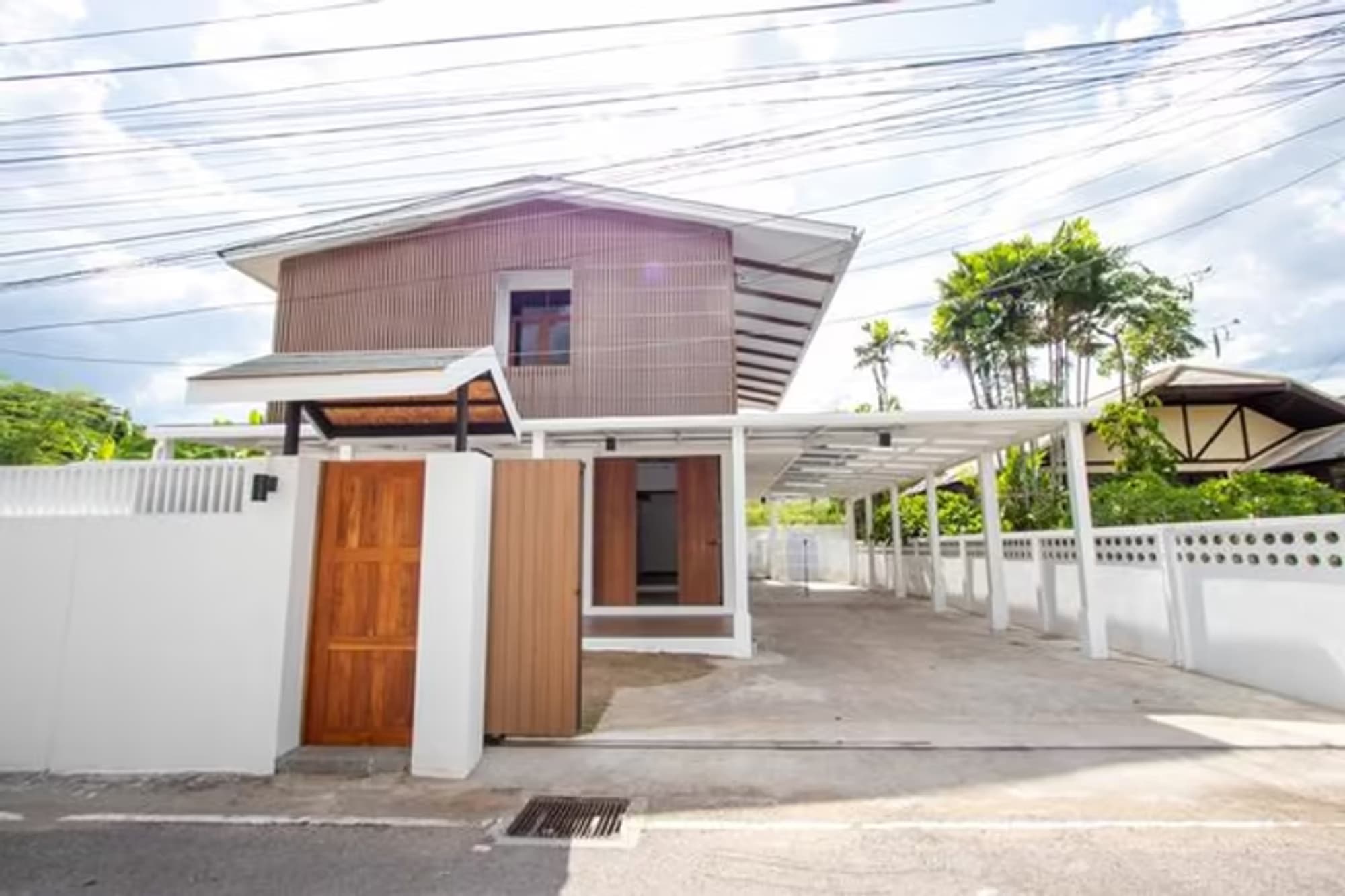 3 Bedroom House - Image 4