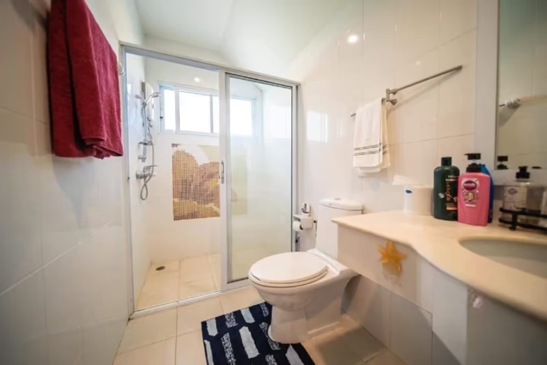5 Bedroom House - Image 61