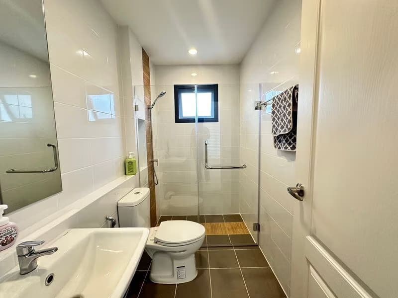 3 Bed House for Rent in Bang Phli