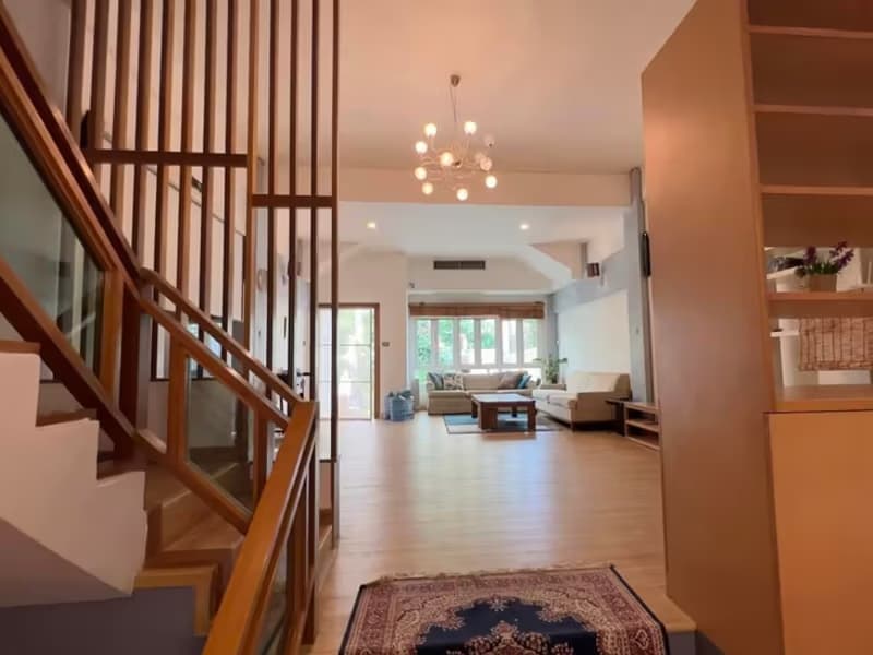 4 Bedroom Townhouse
