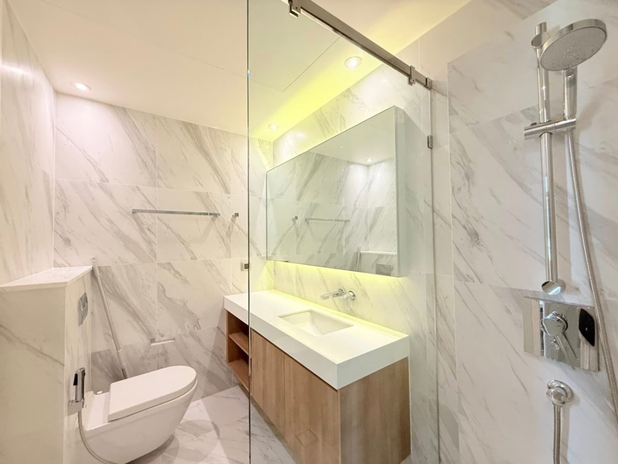 2 ห้องนอน คอนโด สำหรับ จำหน่าย ใน วัฒนา - Image 9