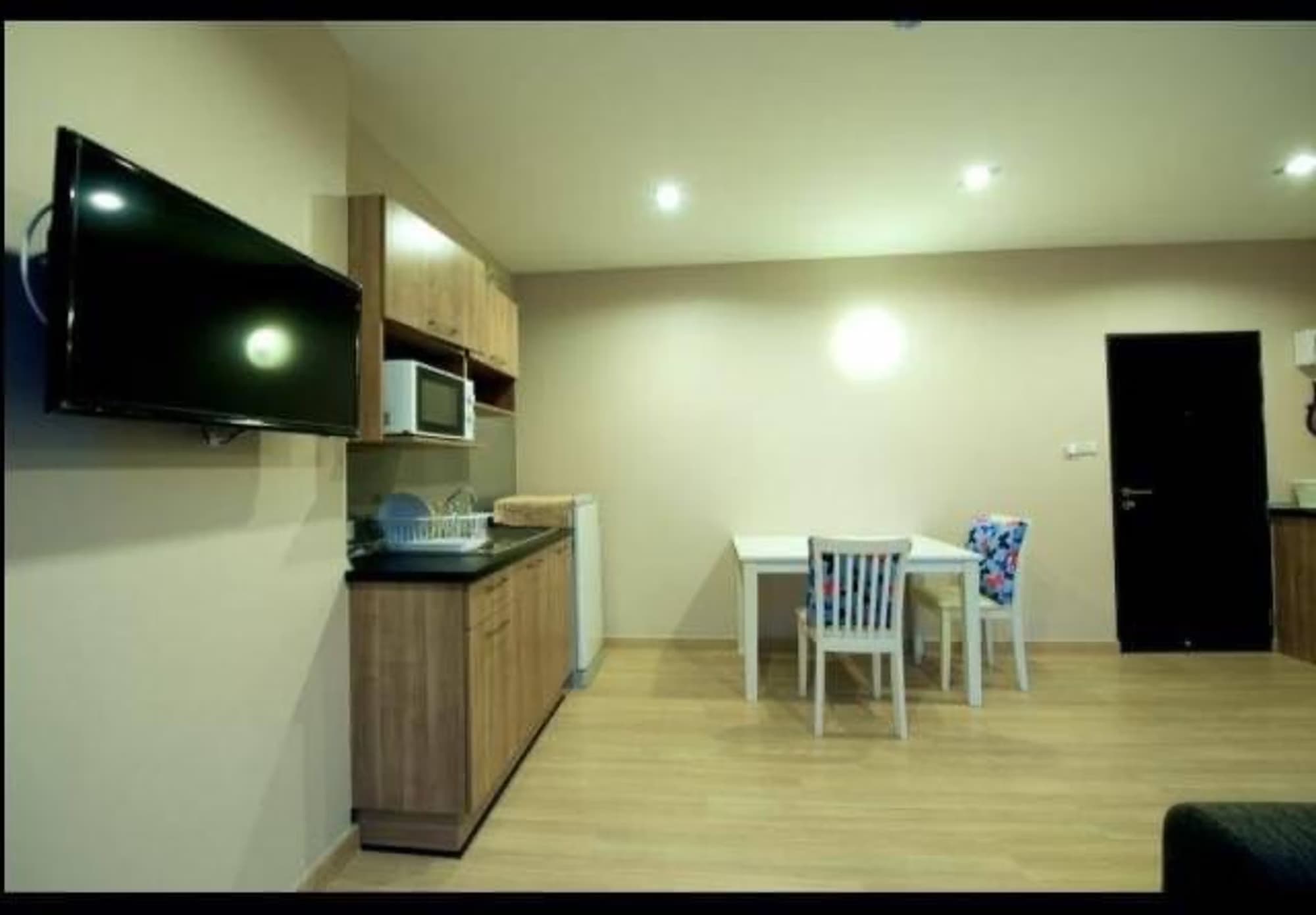 1 ห้องนอน undefined สำหรับ ขาย ใน  - Image 4