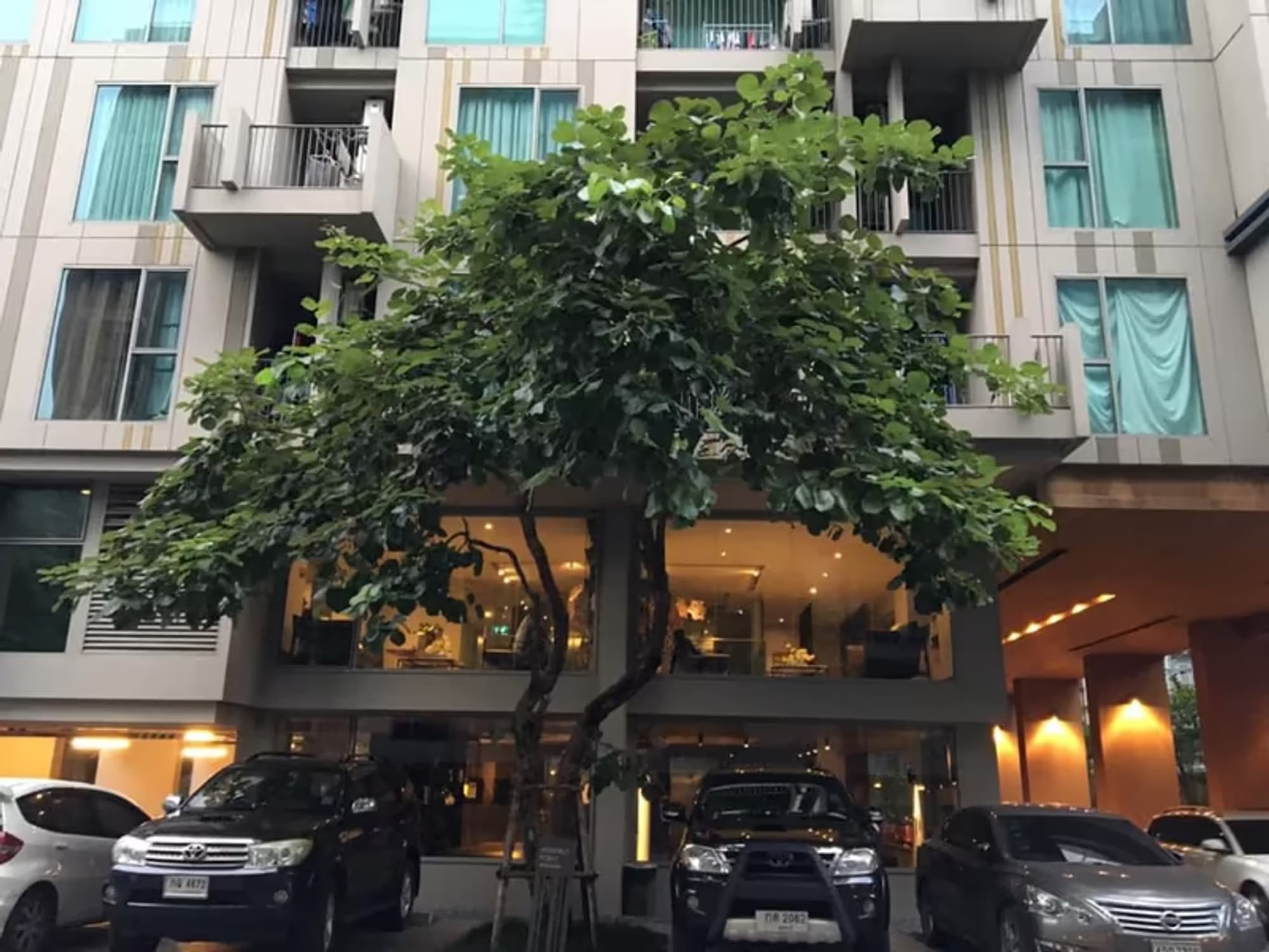 Sari by Sansiri Condominium - Image 4