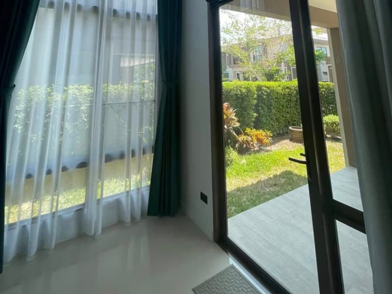 4 Bed House for Sale in Bang Kapi
