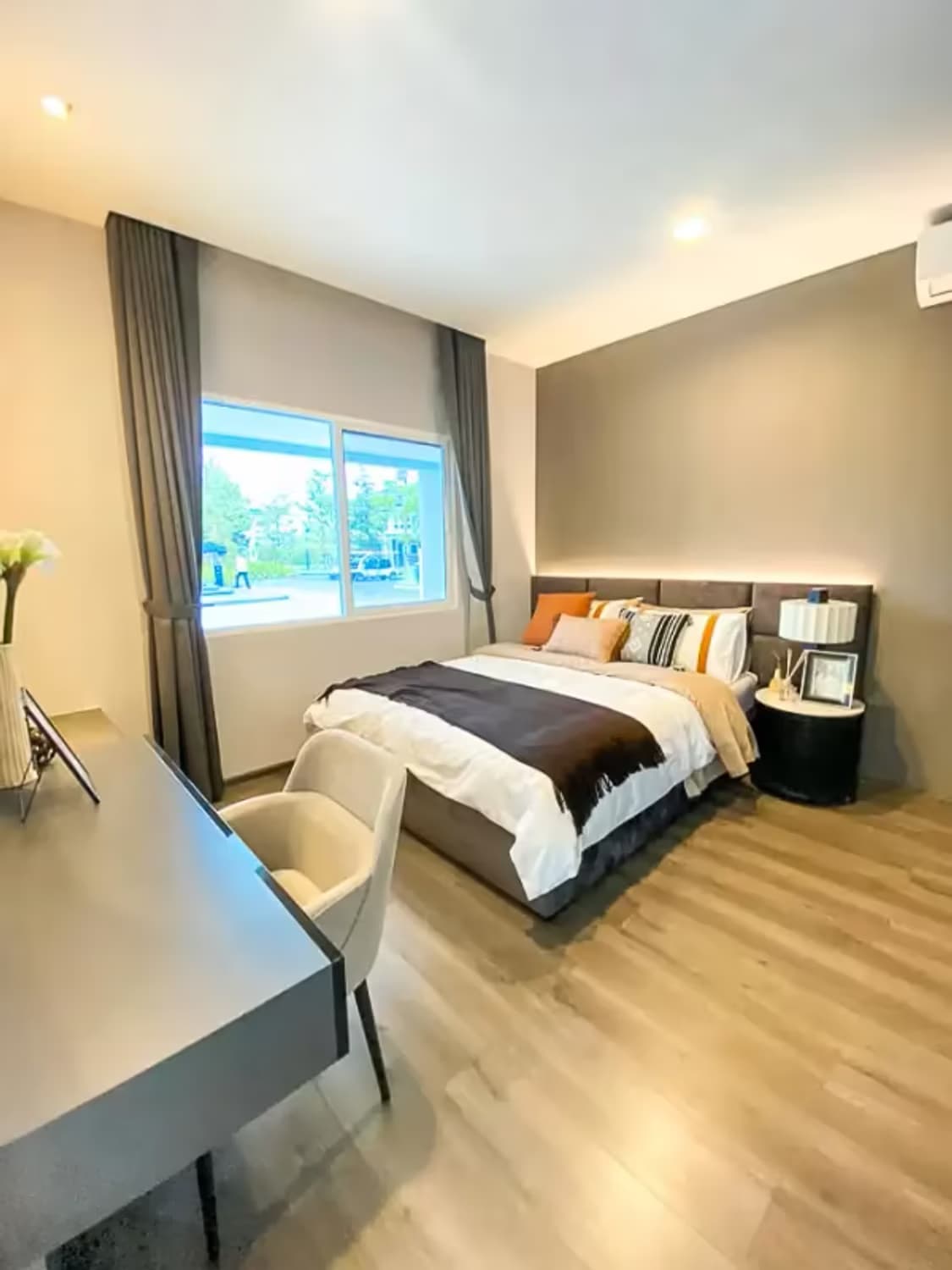 4 Bedroom House - Image 14