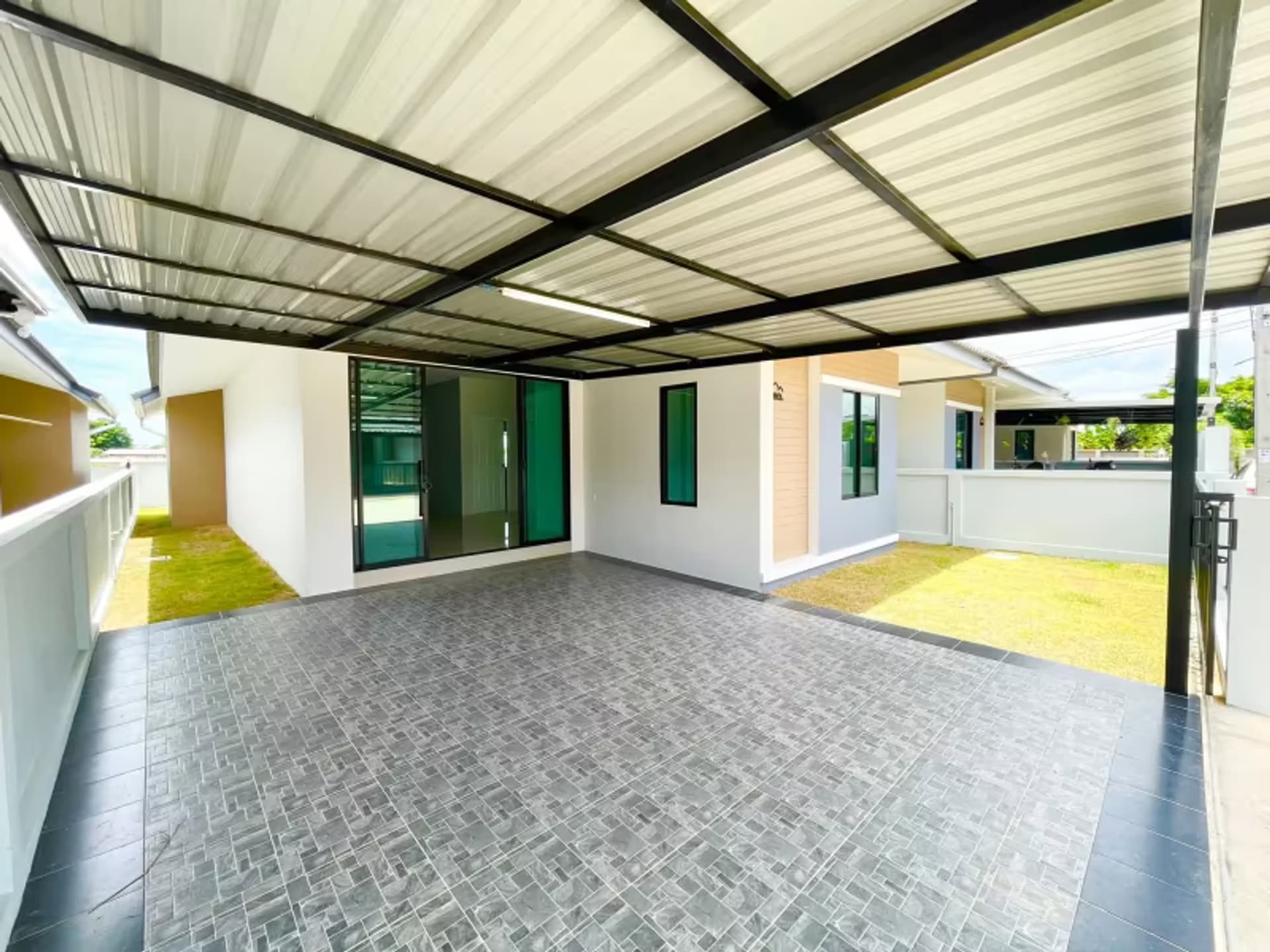 3 Bedroom House - Image 2