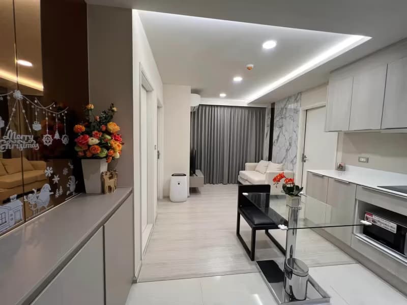 2 Bedroom Condo