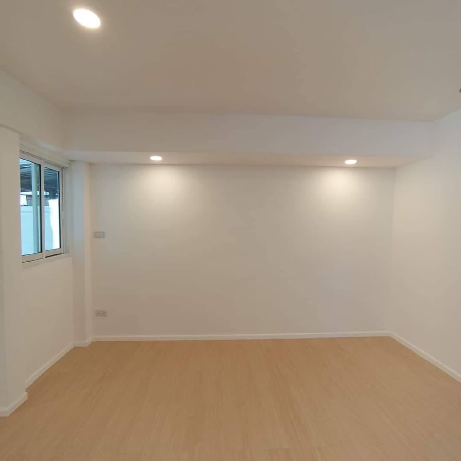 2 Bed House for Sale in San Kamphaeng - Image 6