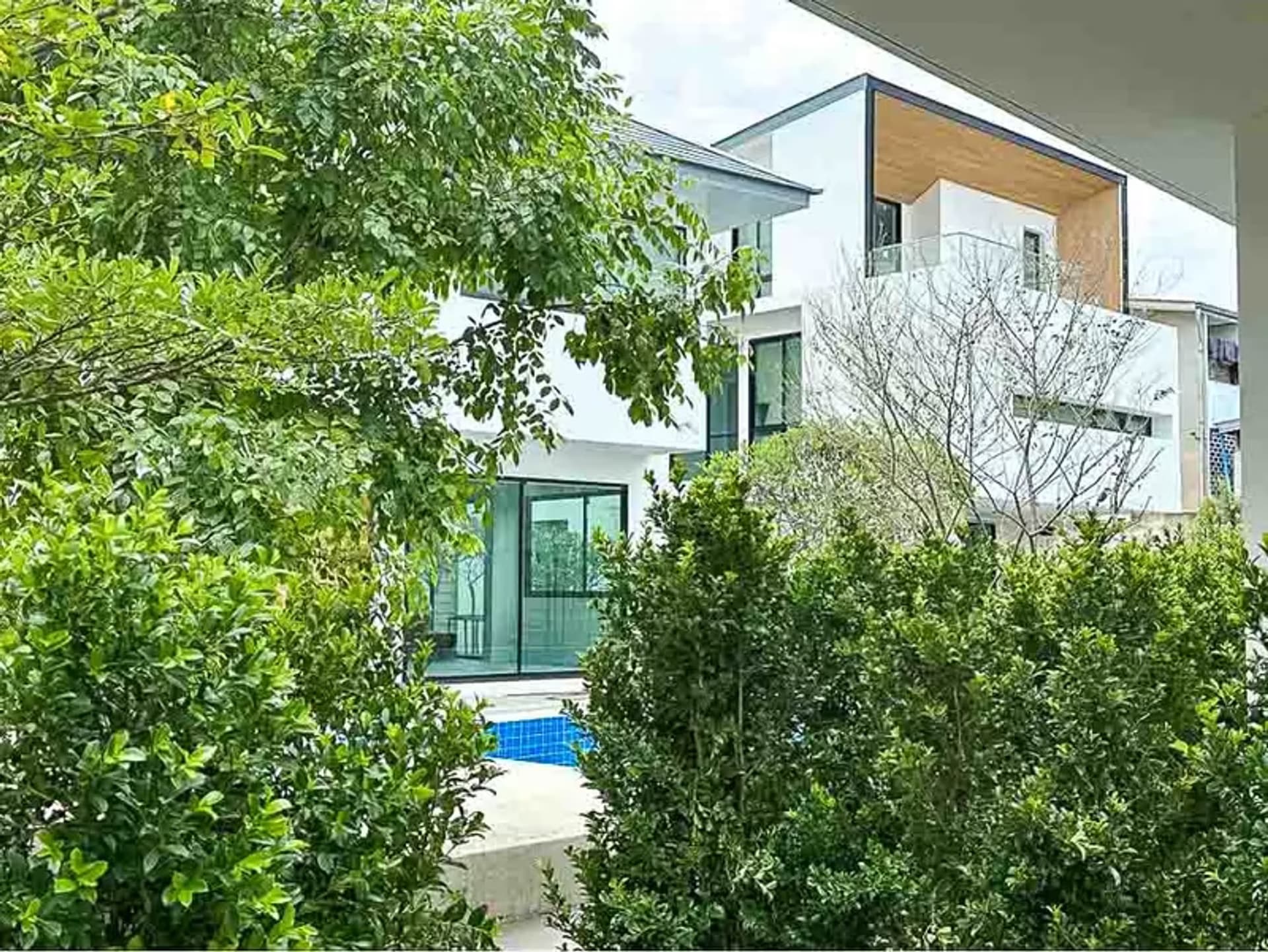 Pool Villa for Rent next to St. Andrews Int. School - Image 9