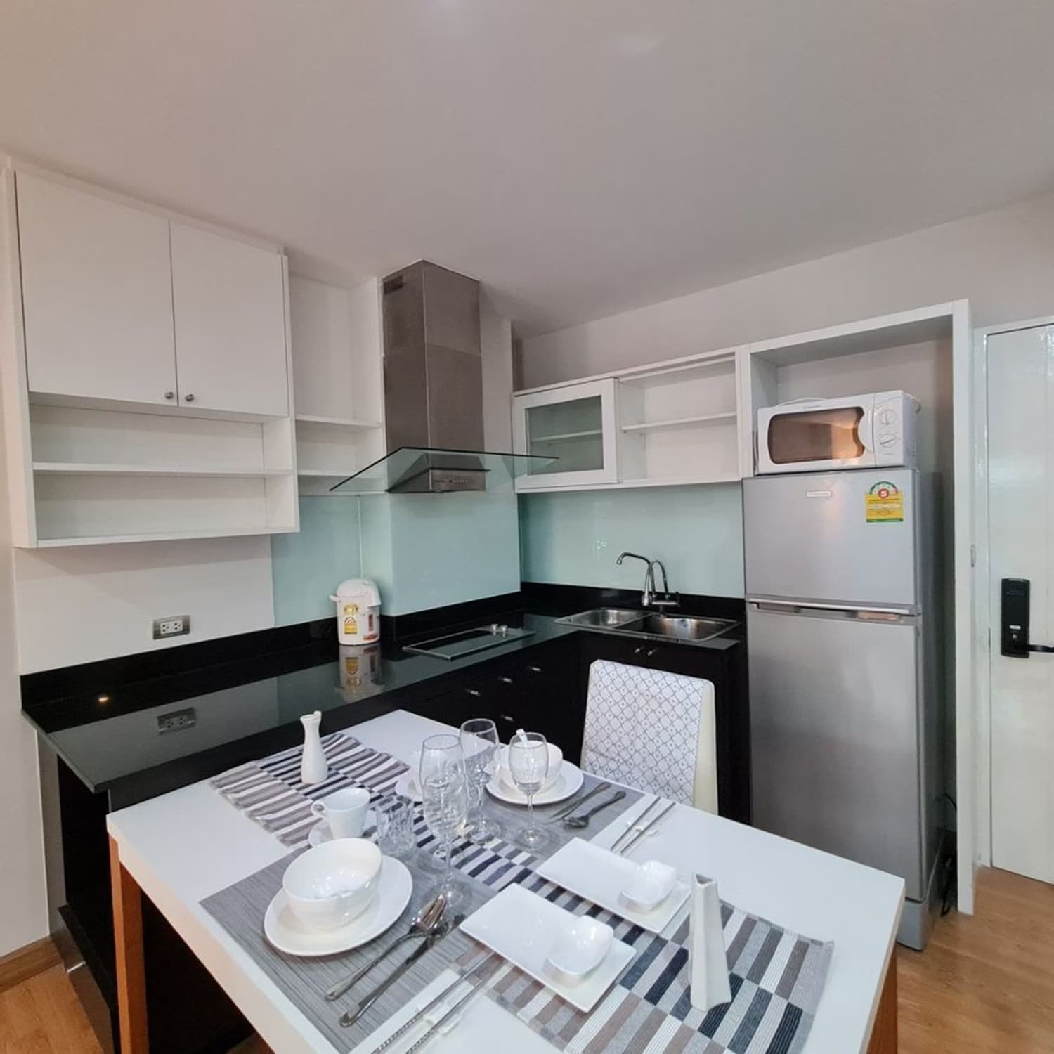 Condo for Rent at Tree Condo Luxe - Image 12