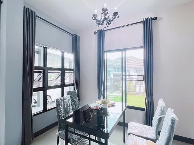 3 Bed House for Rent in Saraphi District