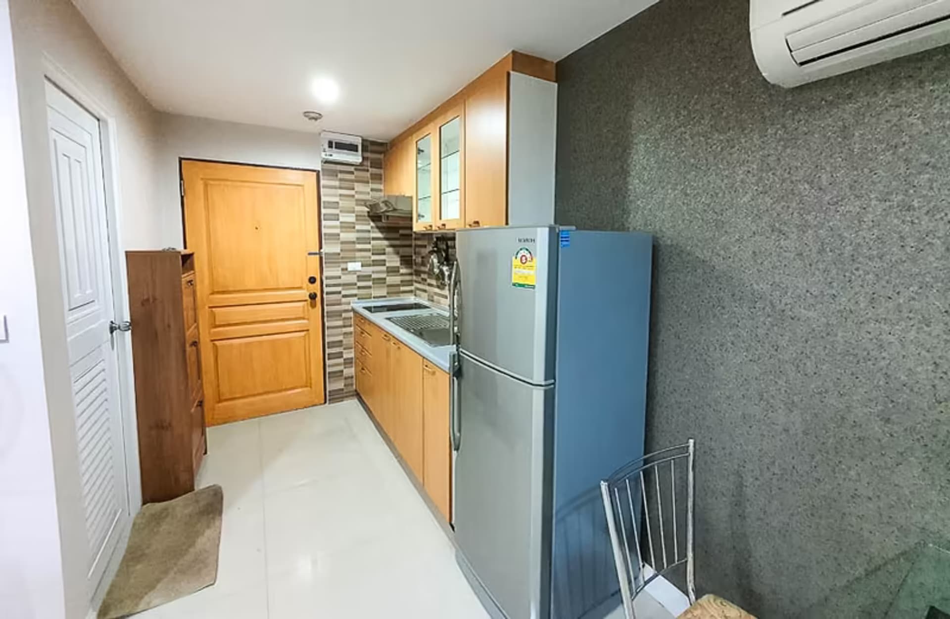 The Prime Suites Condominium - Image 8