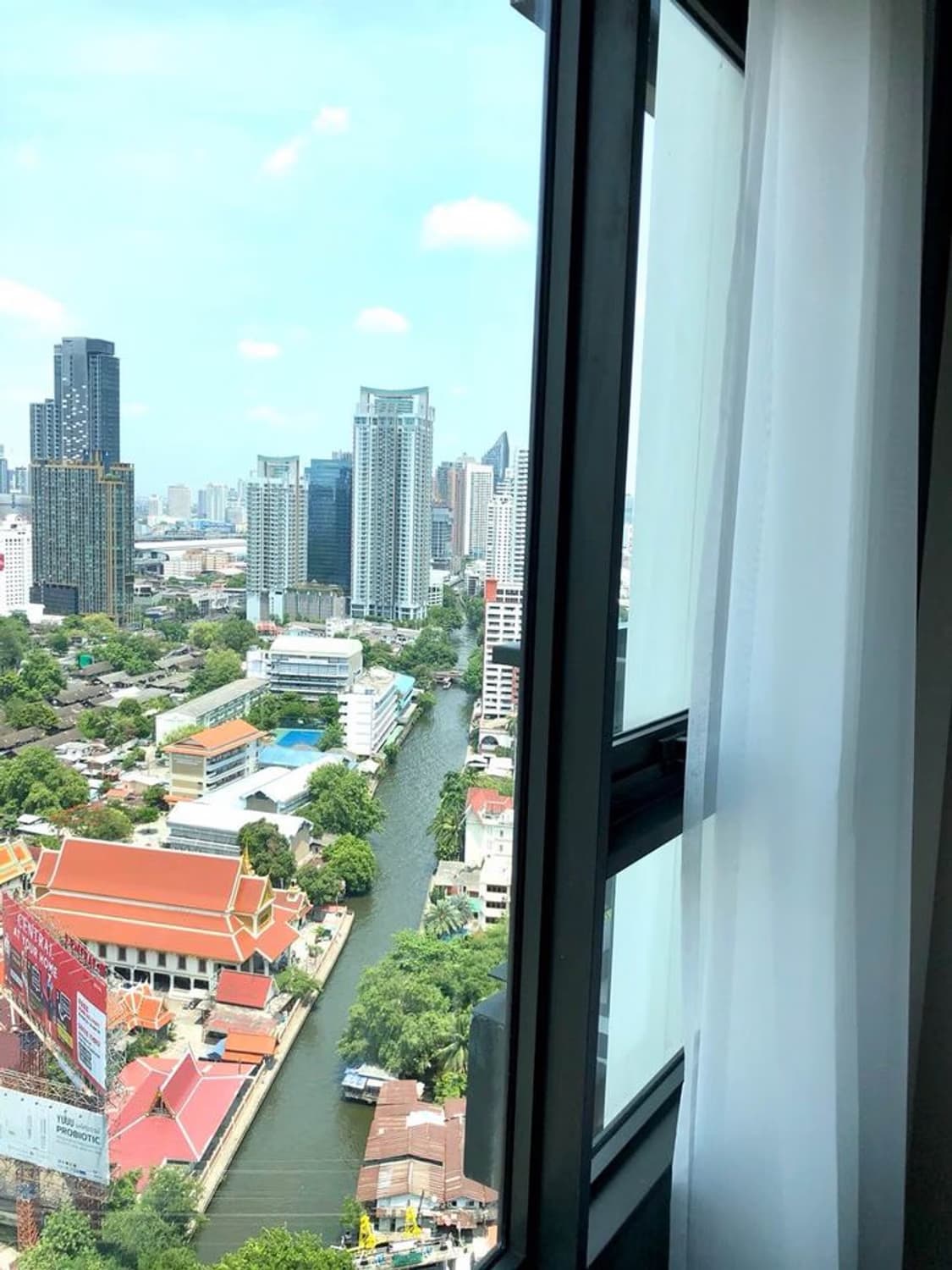 Condo for Rent at Life One Wireless - Image 6