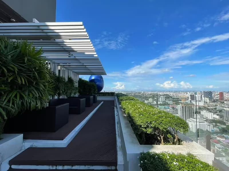Condo for Rent at C Ekkamai
