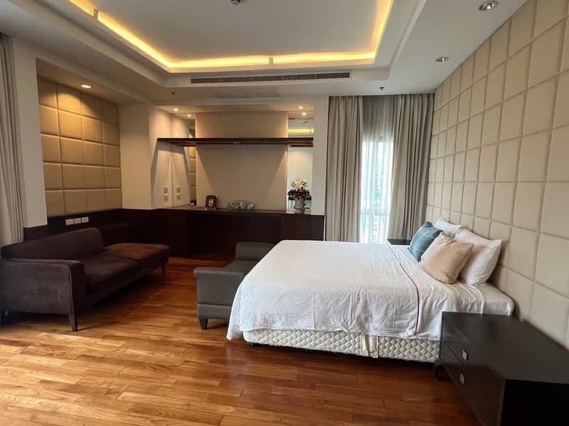 3 Bed Condo for Rent in Pathum Wan