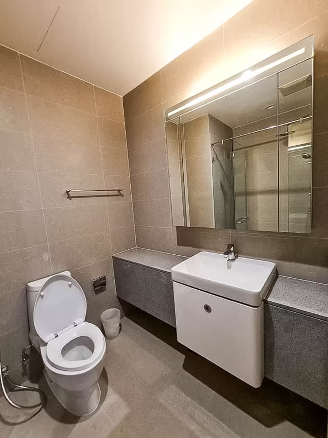 1 Bedroom Condo at Noble Ploenchit - Image 3