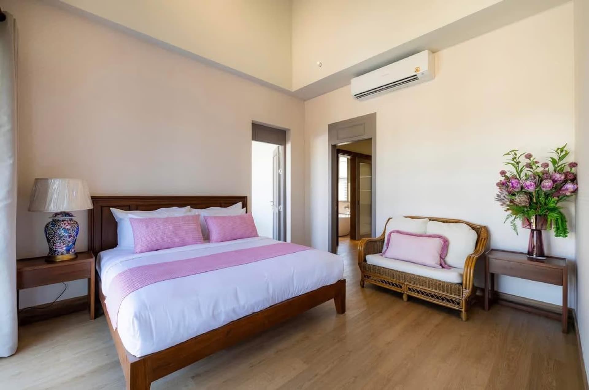 5 Bed House for Sale in Saraphi District - Image 23