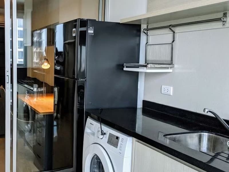 1 Bed Condo for Sale in Sathon