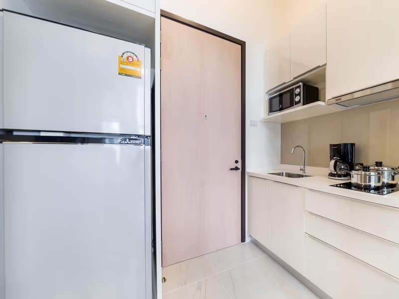 1 Bed Condo for Rent and Sale  Near Phra Ram 9 MRT