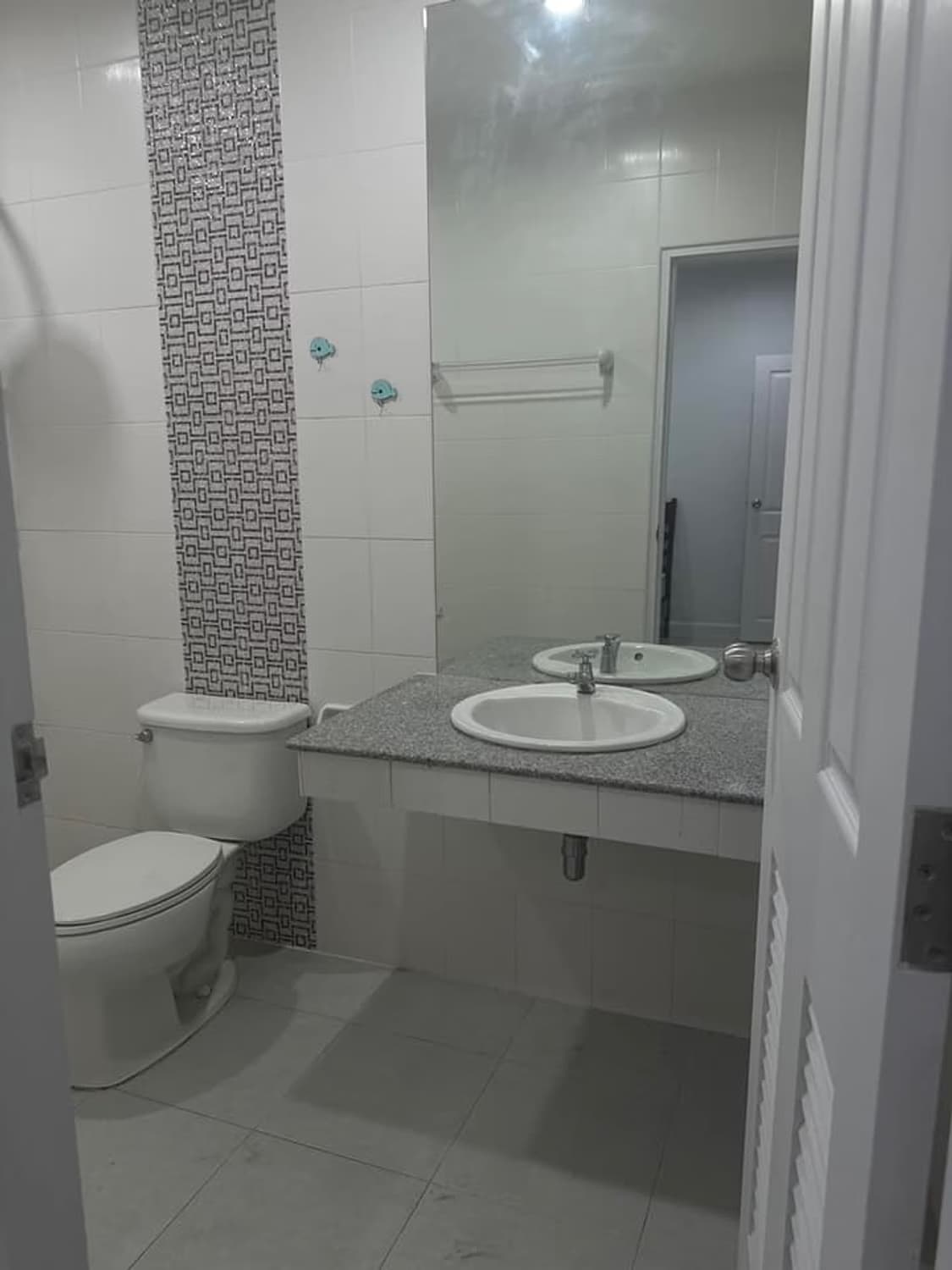 2 Bed House for Rent in San Kamphaeng - Image 7
