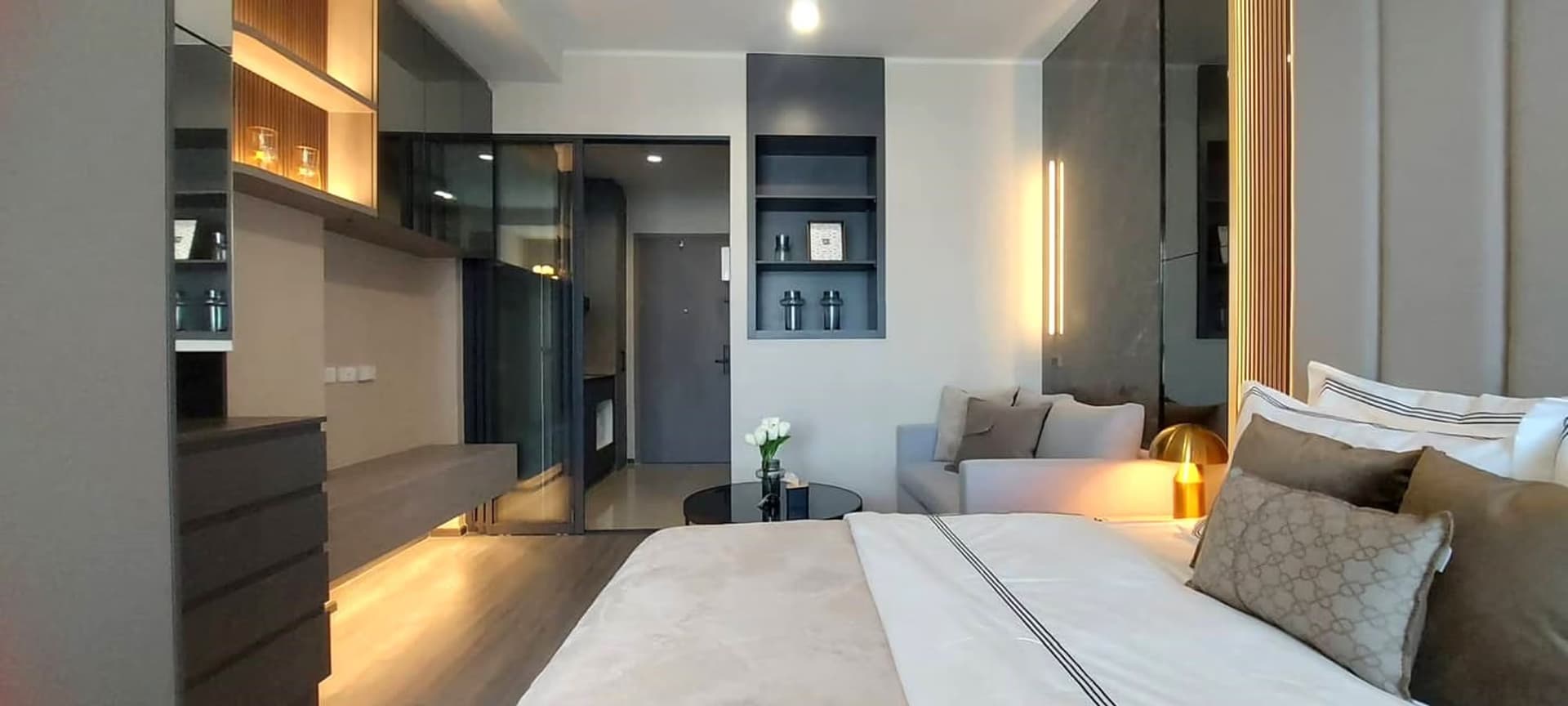1 Bed Condo for Rent in Khlong Toei - Image 1