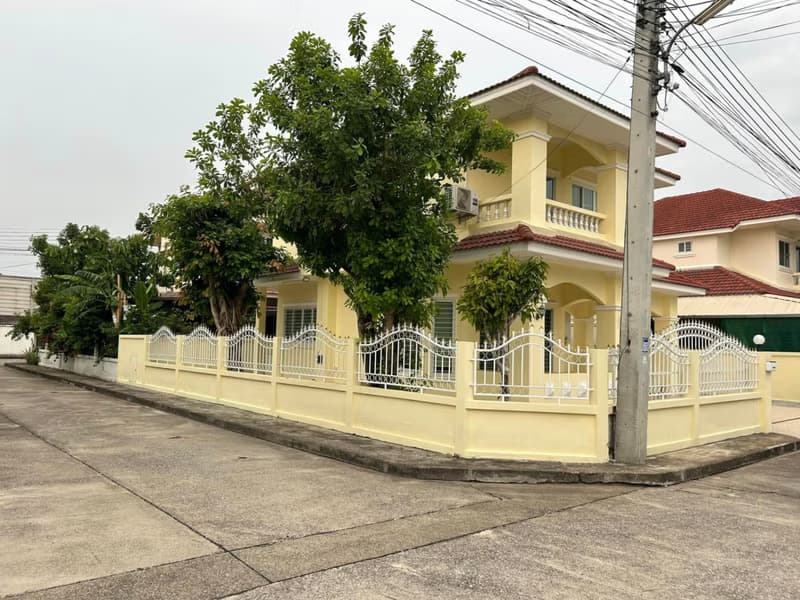 3 Bed House for Rent in San Kamphaeng