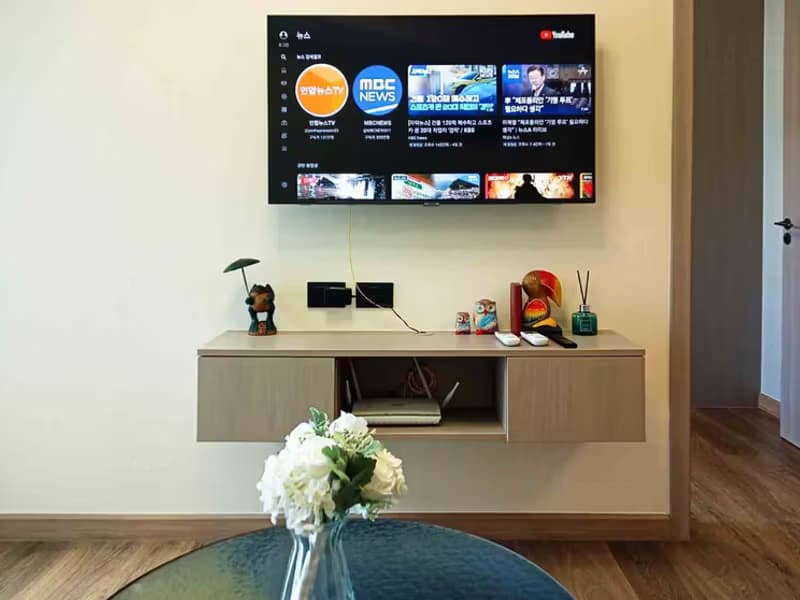 1 Bedroom Condo