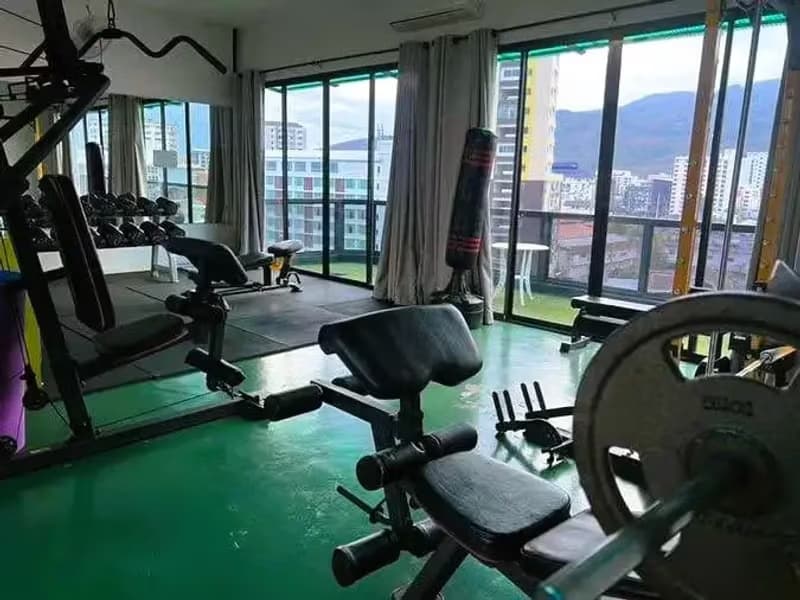 1 Bedroom Condo