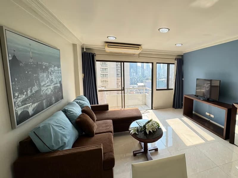 1 Bedroom Condo for Rent at Saranjai Mansion