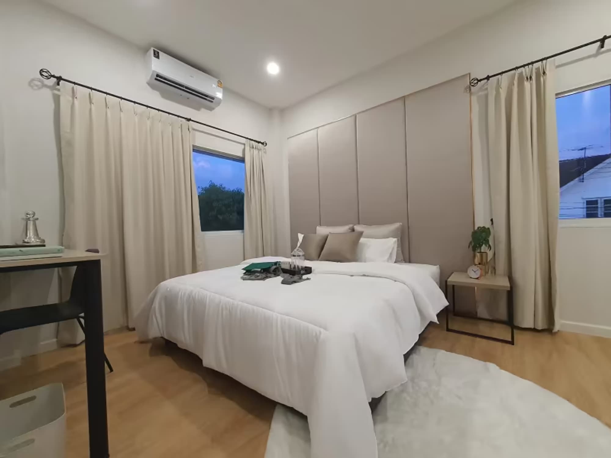 4 Bedroom House - Image 5