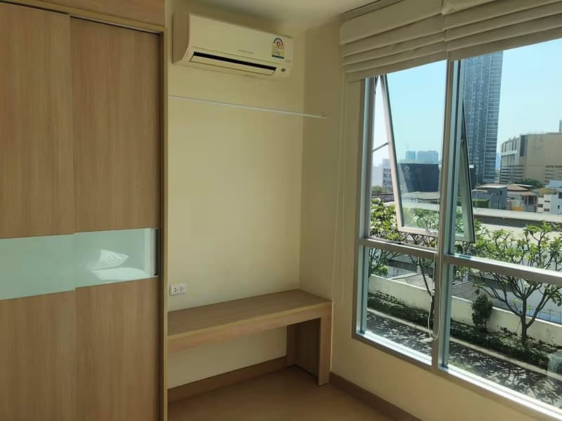 Condo for Rent at Life @ Sukhumvit 65