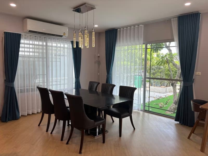 3 Bed House for Rent in Prawet