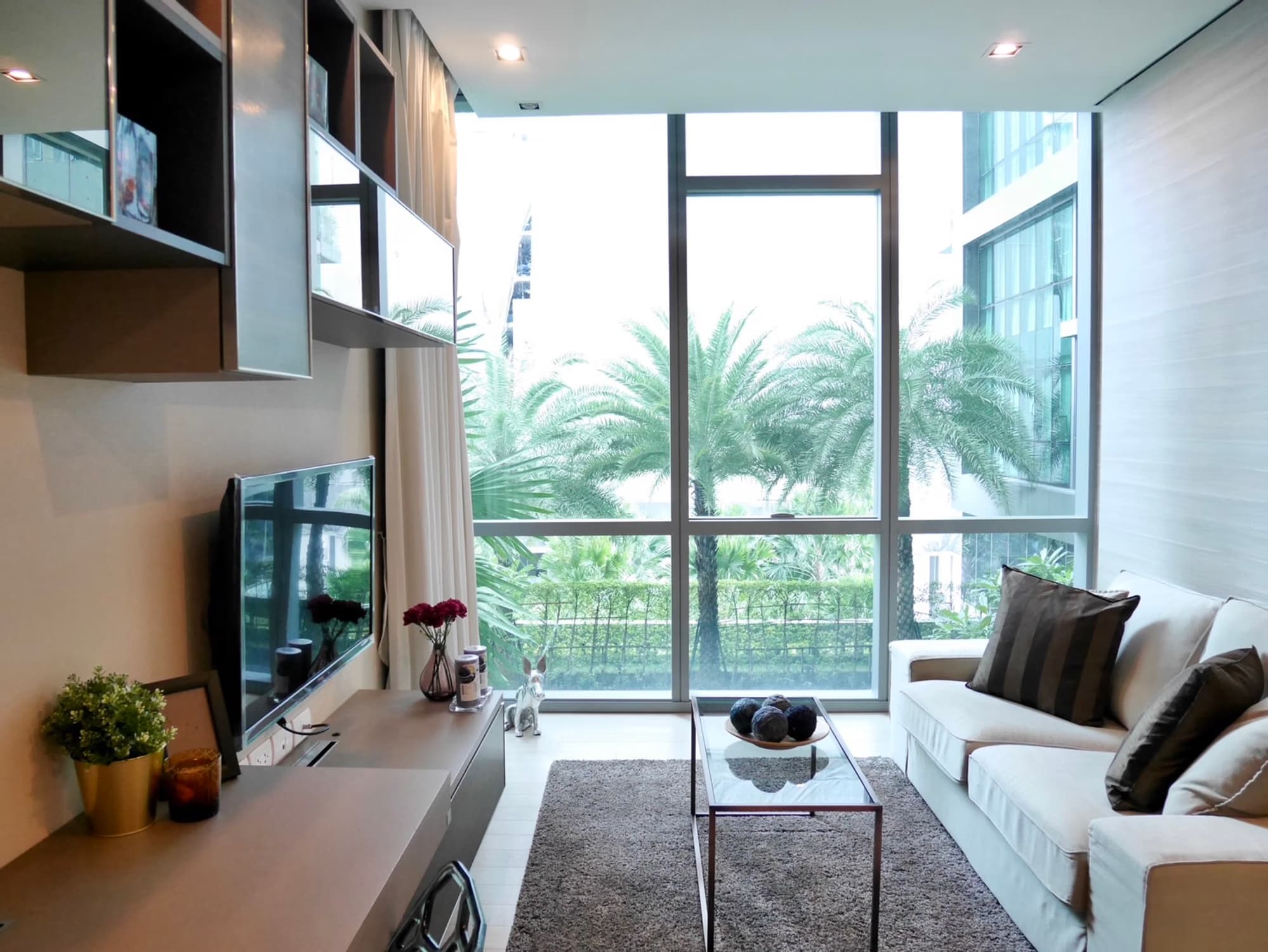 1 Bed Condo for Rent  Near Phetchaburi MRT - Image 1