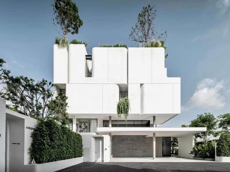 4 Bedroom House