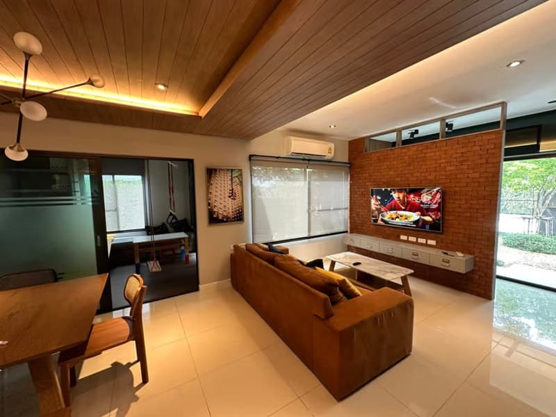 3 Bed House for Rent in Bang Phli