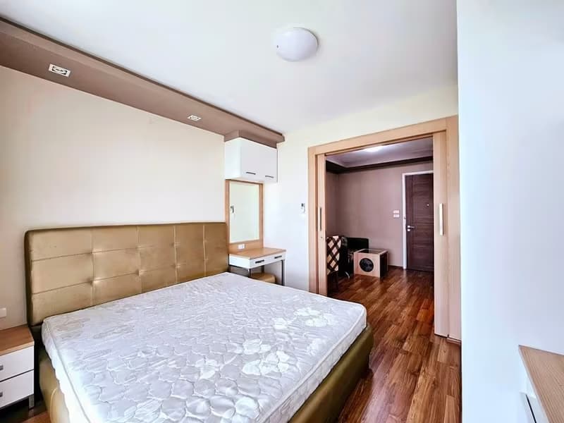Condo for Rent at The Treasure
