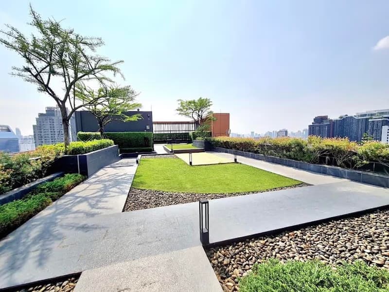 1 Bed Condo for Sale  Near Makkasan ARL
