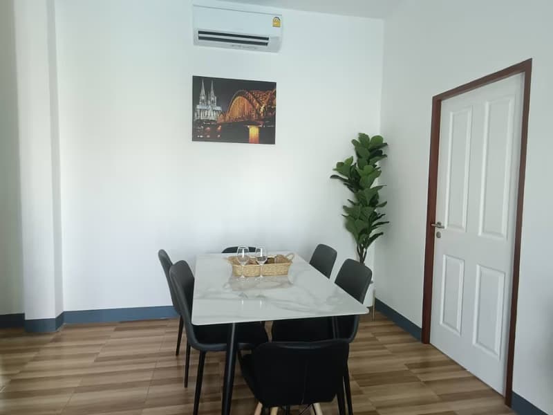 3 Bed House for Rent in Hang Dong