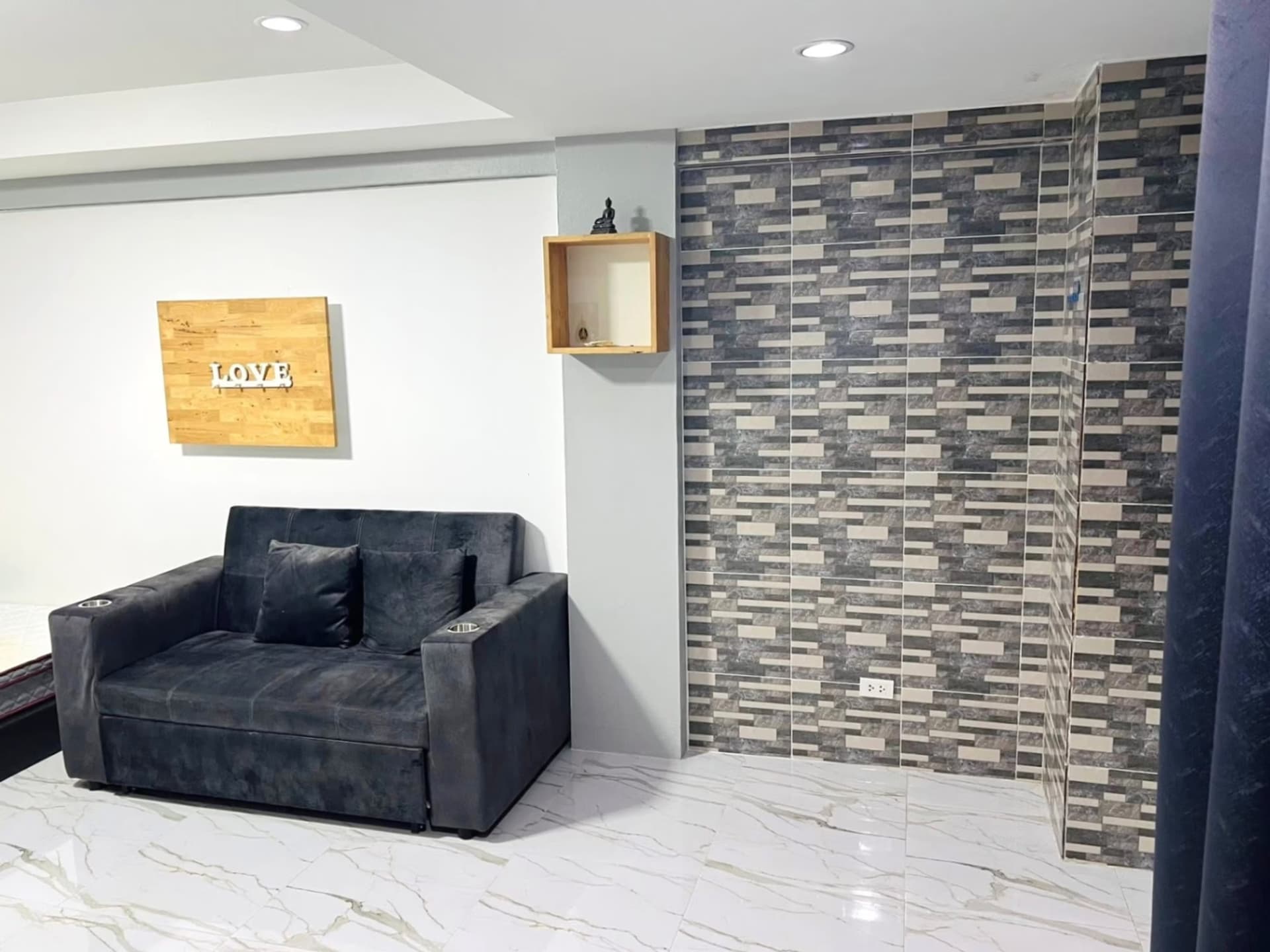 Studio Condo for Sale in Mueang Chiang Mai - Image 4