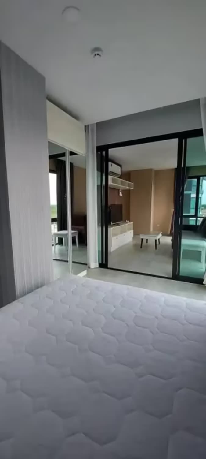 1 Bedroom Condo - Image 4