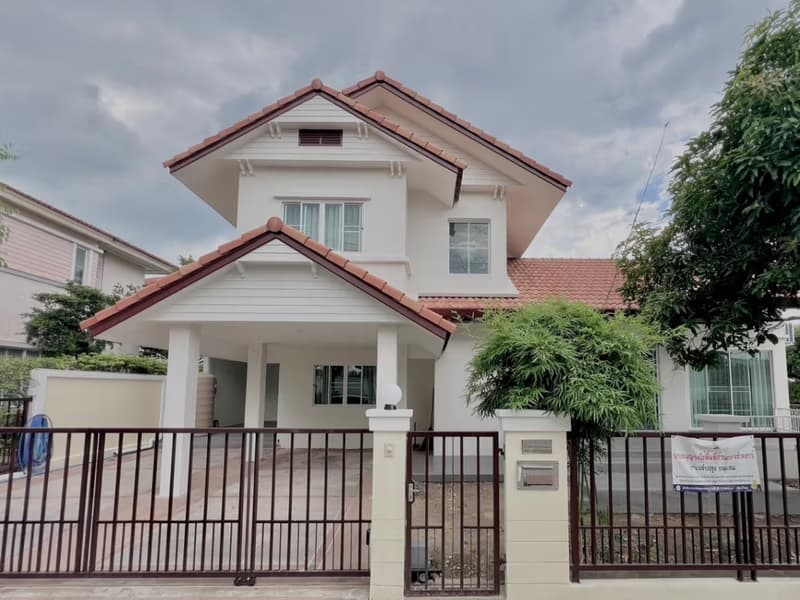 4 Bed House for Sale in Mueang Chiang Mai