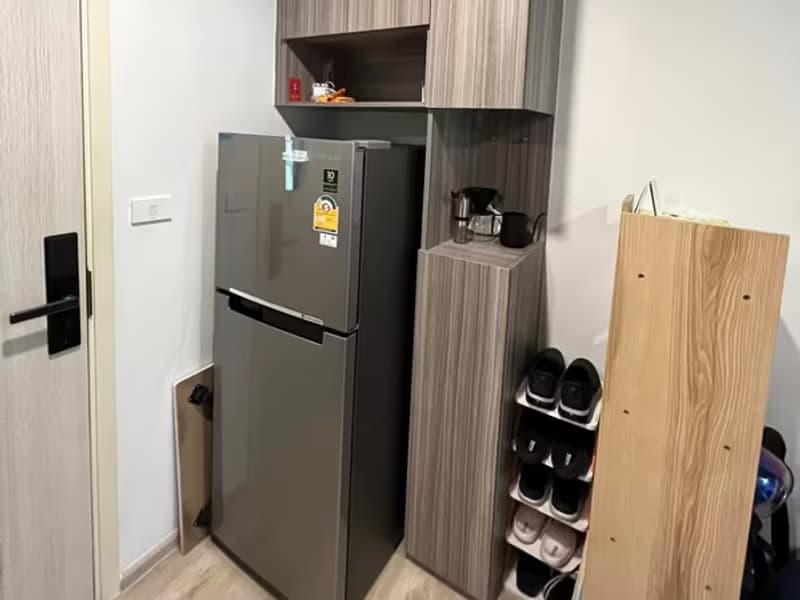 1 Bedroom Condo