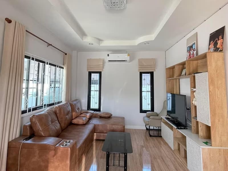 3 Bed House for Rent in undefined