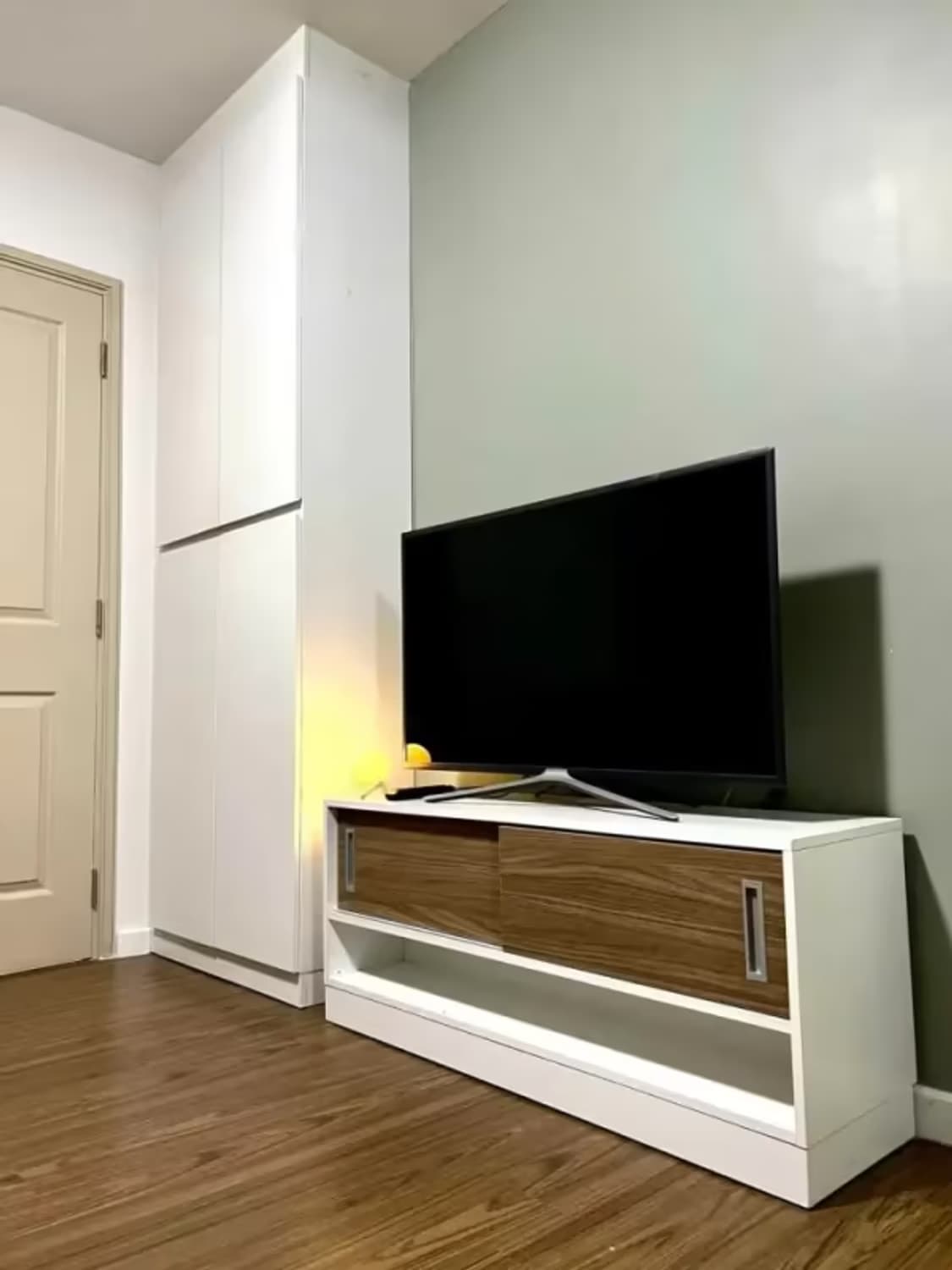 1 Bedroom Condo - Image 8