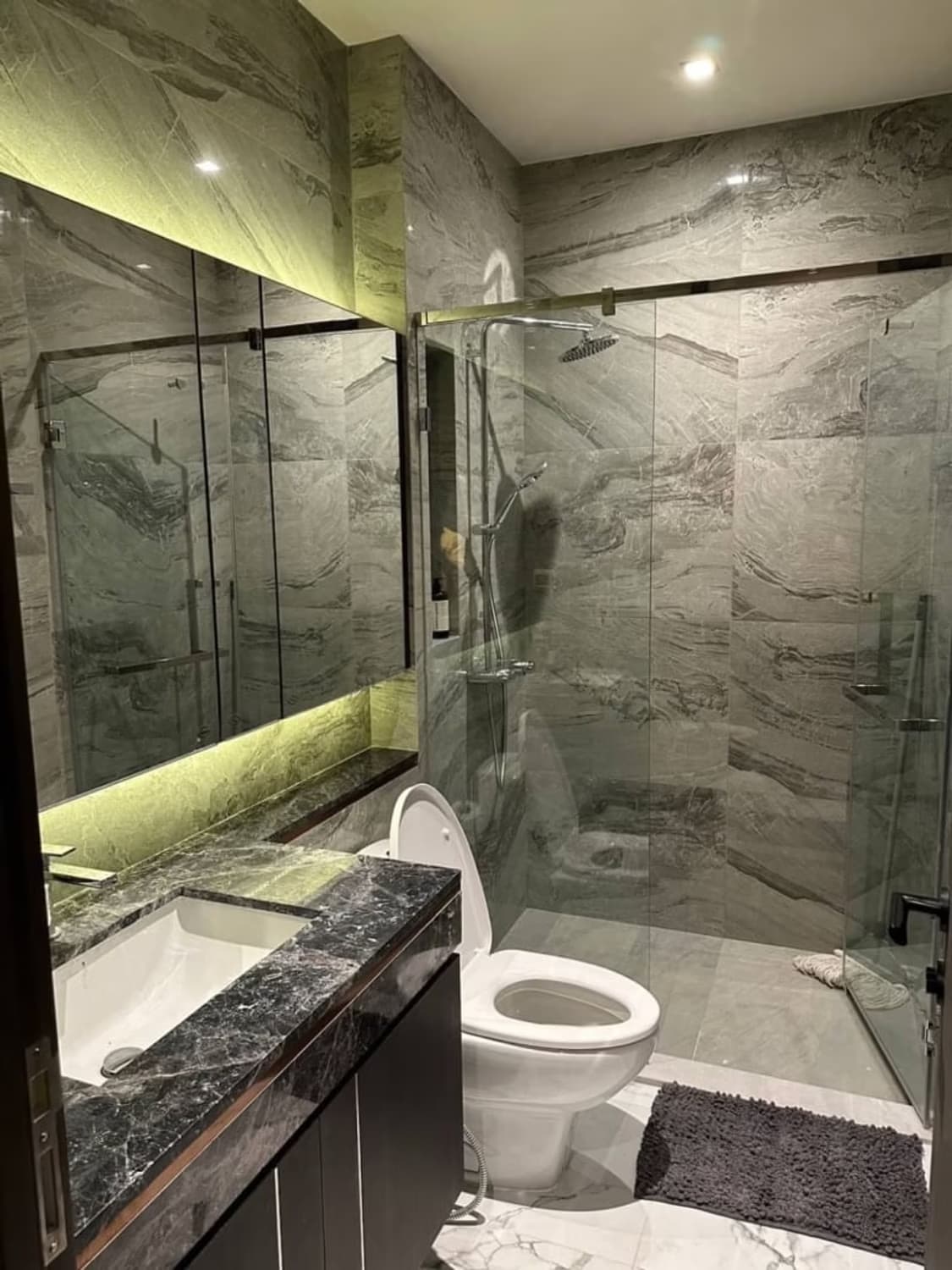 3 Bed Condo for Sale in Watthana - Image 4
