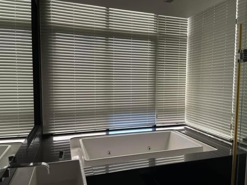 2 Bed Condo for Sale  Near Thailand Cultural Centre MRT